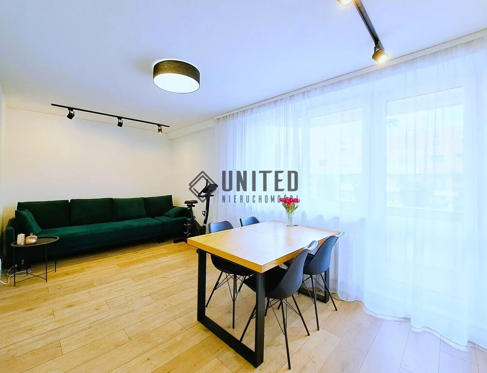 Apartamenty 16956/10630/OMS Wrocław Muchobór Wielki Marka Hłaski