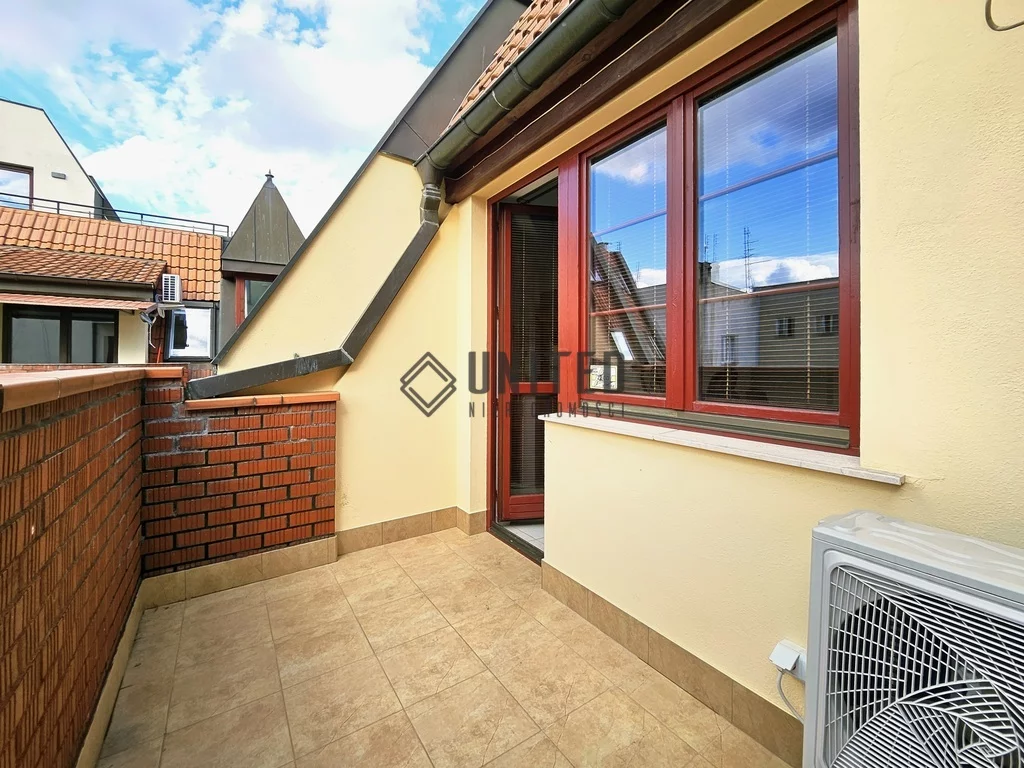 2 pokoje, mieszkanie 70,25 m², piętro 4, oferta nr , 17618/10630/OMS, Wrocław, Odrzańska