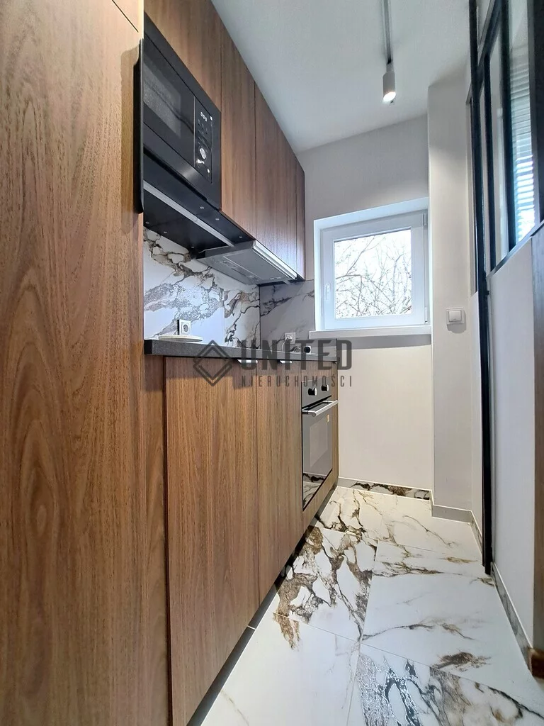 3 pokoje, mieszkanie 42,50 m², piętro 1, oferta nr , 16159/10630/OMS, Wrocław, pl. Nowy Targ