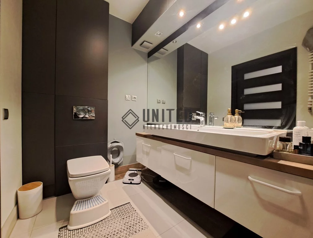 4 pokoje, mieszkanie 95,00 m², piętro 3, oferta nr , 11664/10630/OMS, Wysoka, Cztery Podkowy