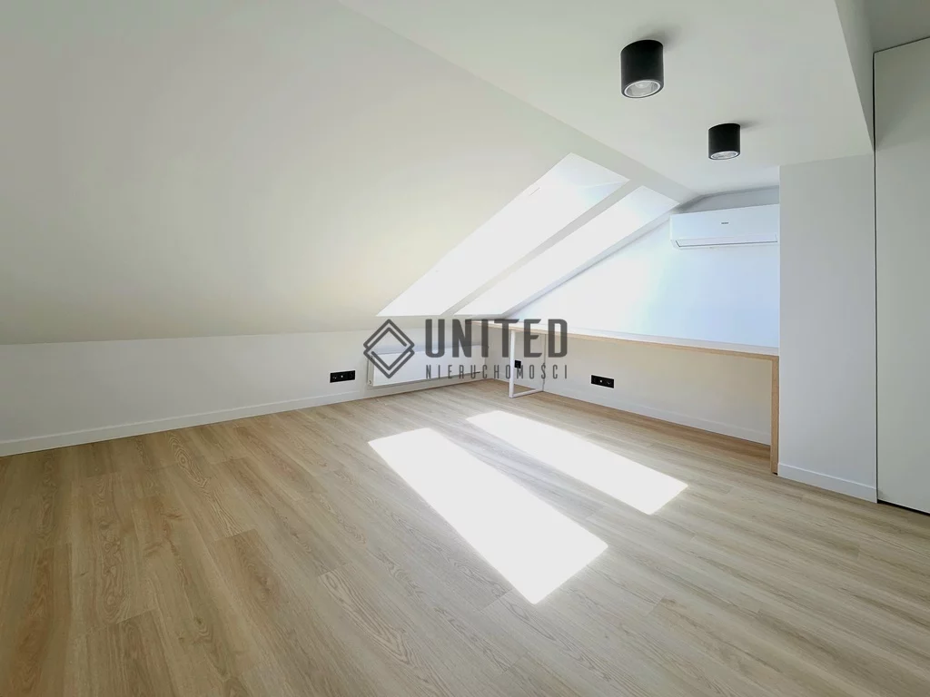 4 pokoje, mieszkanie 106,10 m², piętro 3, oferta nr , 16646/10630/OMS, Wrocław, Krzyki-Partynice, Krzyki, Skarbowców
