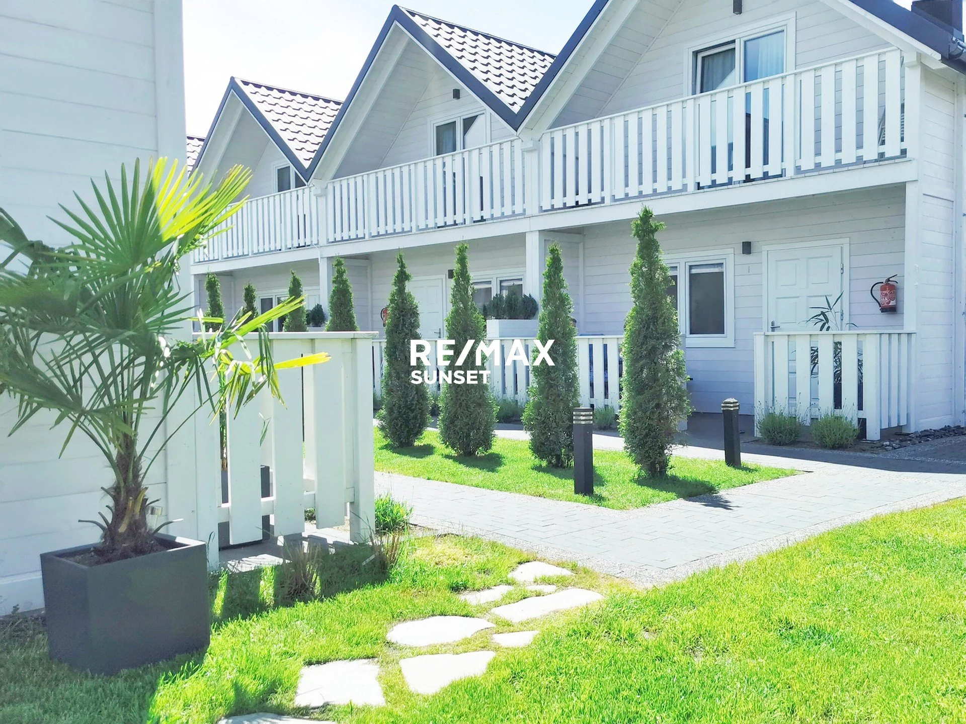 Dom 415,00 m², oferta nr , 22-DS-Dzj9ONuoY8, Ustronie Morskie, Morska