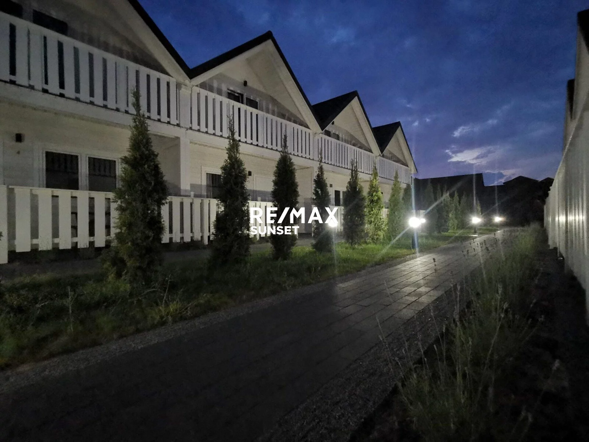 Dom 415,00 m², oferta nr , 22-DS-Dzj9ONuoY8, Ustronie Morskie, Morska