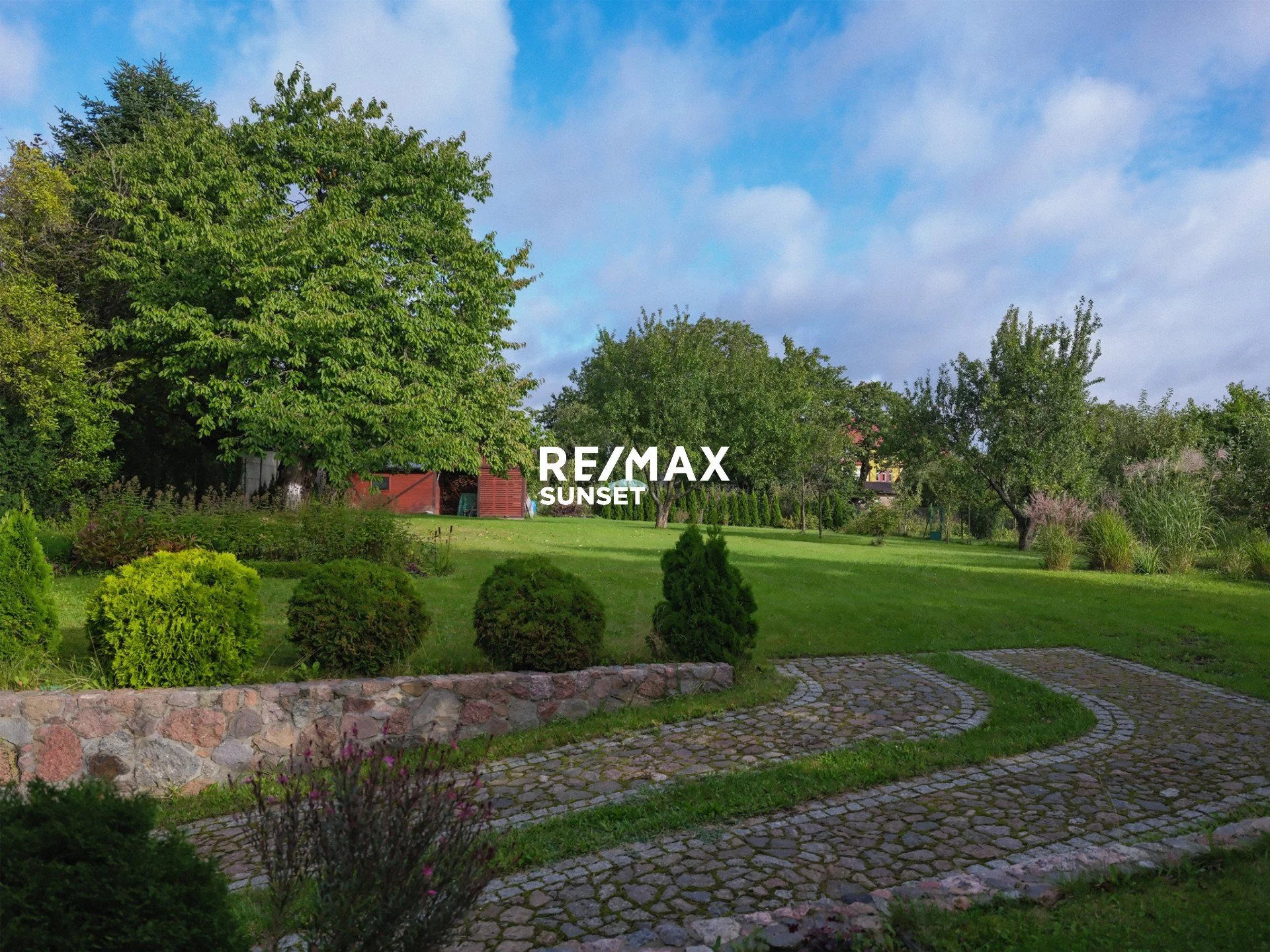 Dom i rezydencja 149,60 m², oferta nr , 1019-DS-Dzj9ONuoY8, Gościno, Kościelna