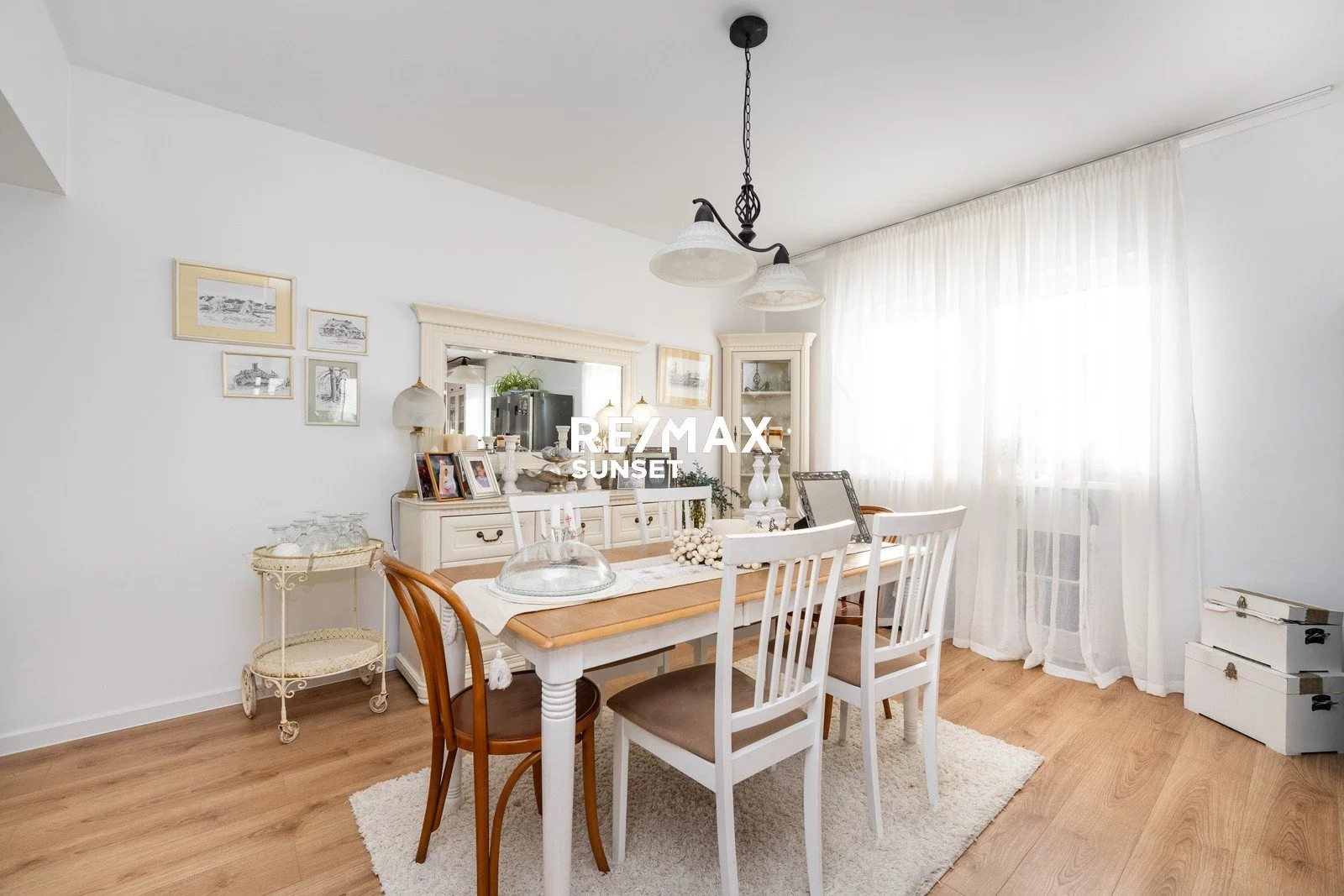 Dom 170,00 m², oferta nr , 46-DS-Dzj9ONuoY8, Siemyśl