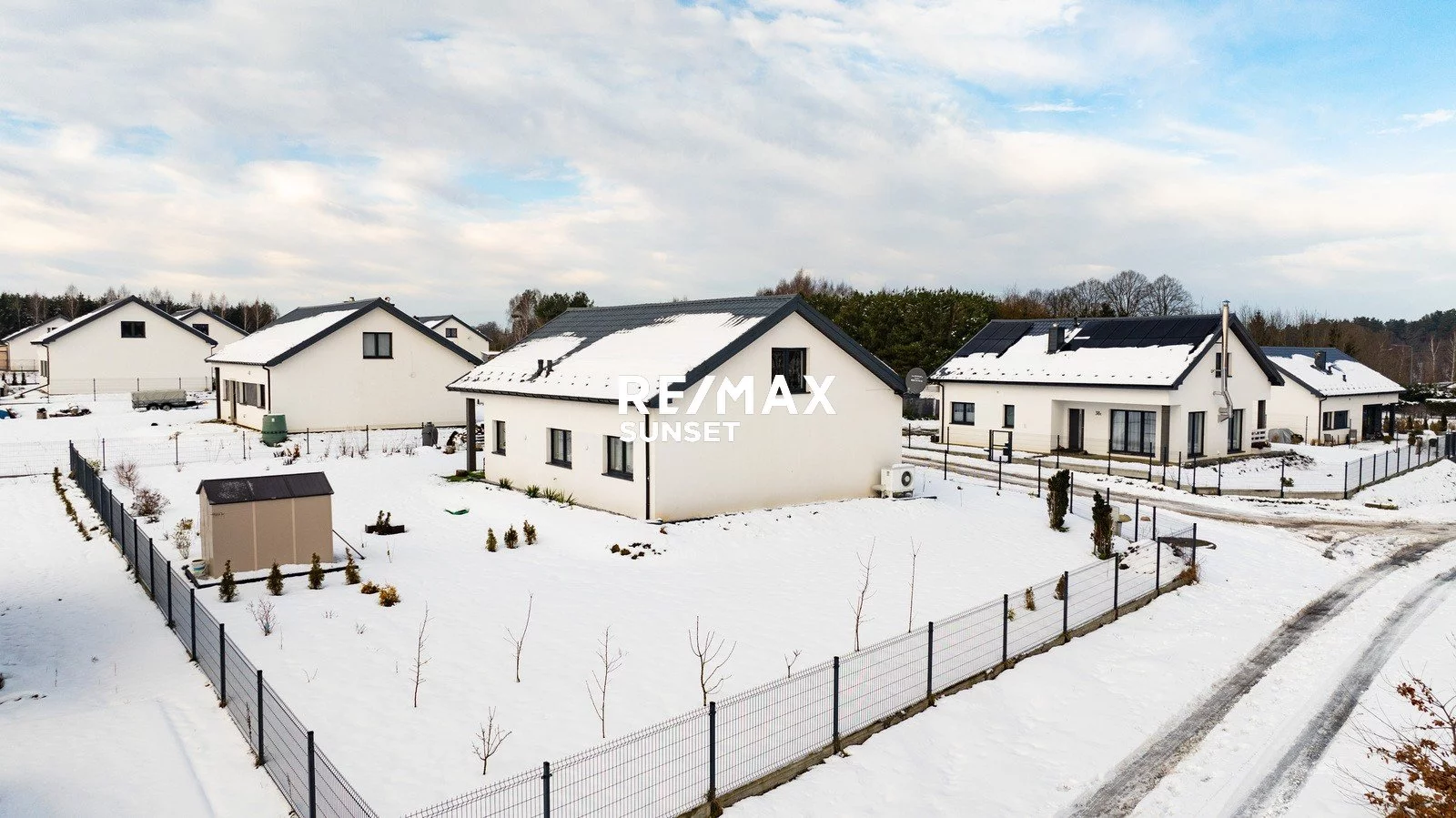Dom 170,00 m², oferta nr , 46-DS-Dzj9ONuoY8, Siemyśl