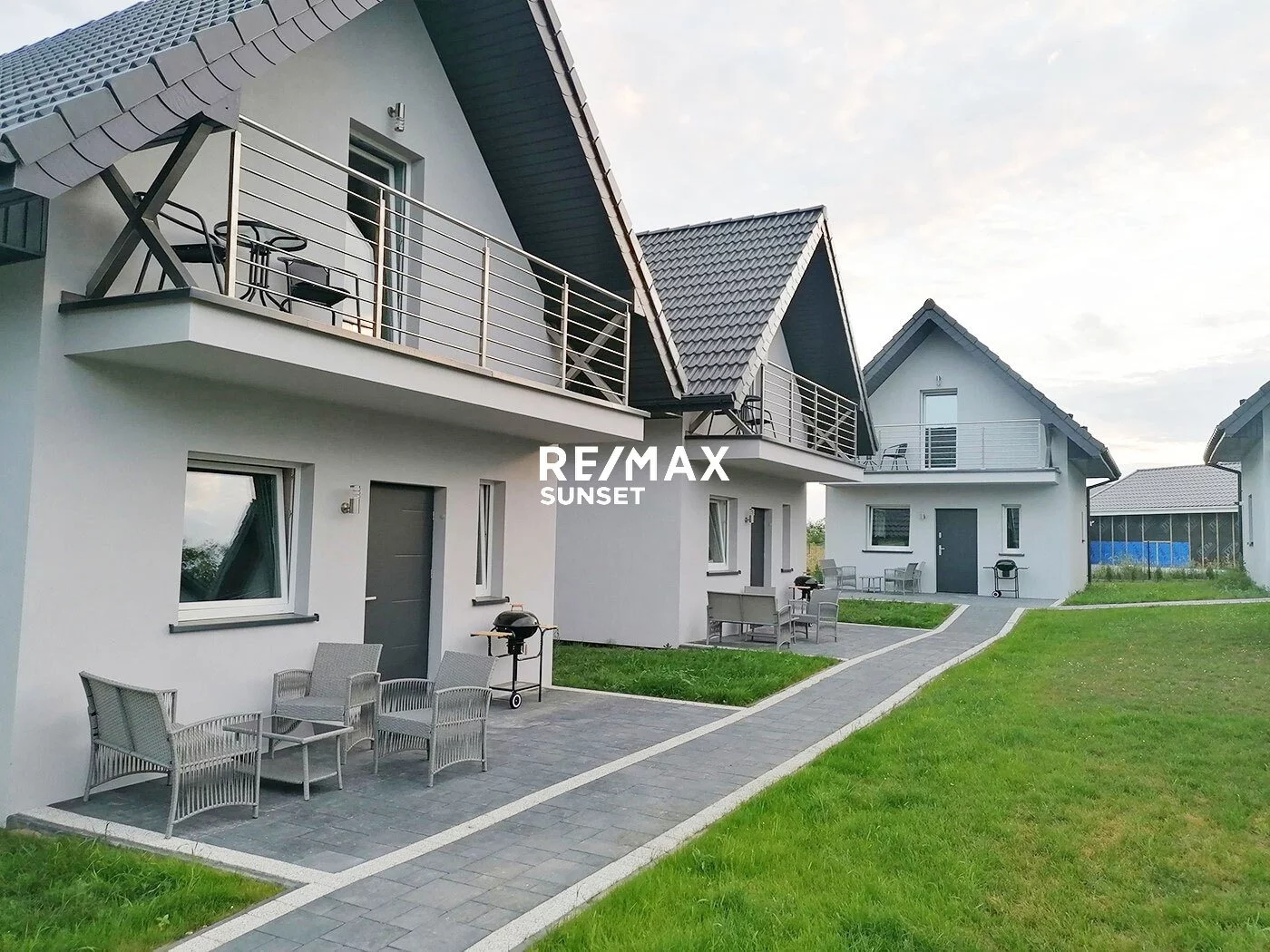 Dom 1 225,00 m², oferta nr , 2-DS-Dzj9ONuoY8, Sarbinowo, Powiatowa