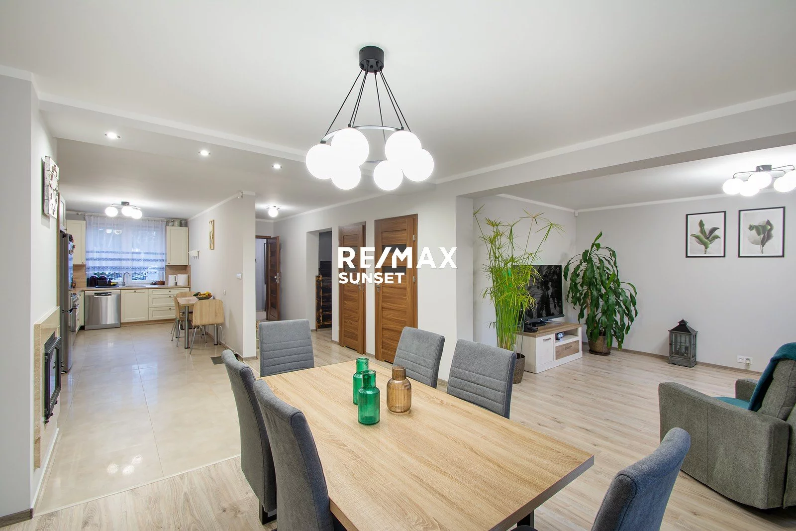 Dom i rezydencja 250,00 m², oferta nr , 45-DS-Dzj9ONuoY8, Kołobrzeg, Henryka Wieniawskiego
