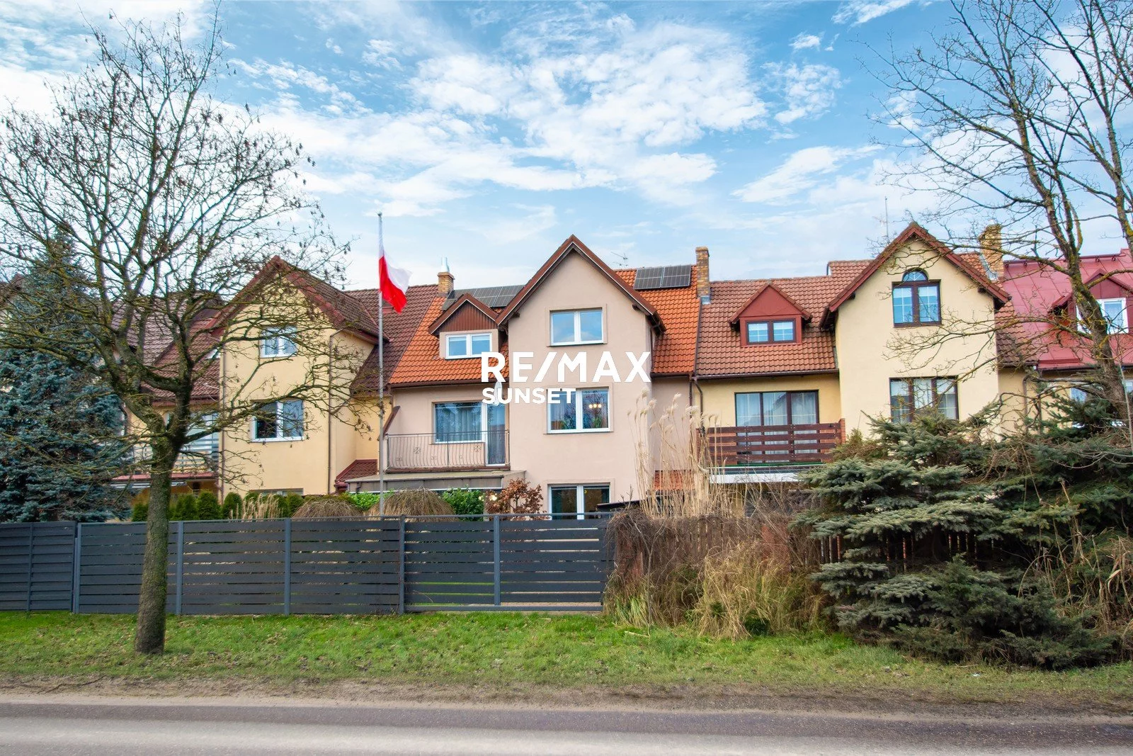 Dom i rezydencja 250,00 m², oferta nr , 45-DS-Dzj9ONuoY8, Kołobrzeg, Henryka Wieniawskiego
