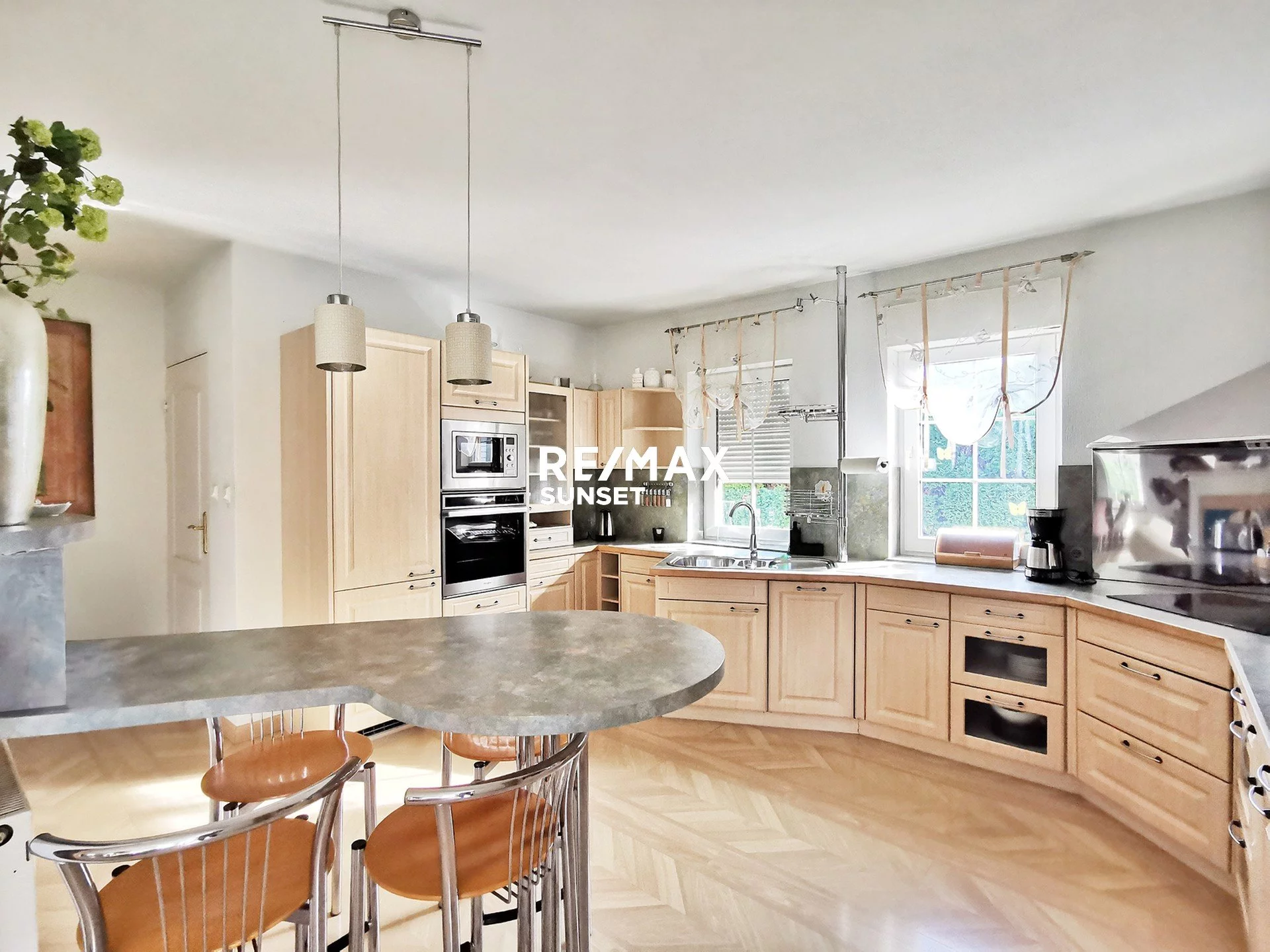 Dom 340,00 m², oferta nr , 7-DS-Dzj9ONuoY8, Kołobrzeg, Kasztelańska