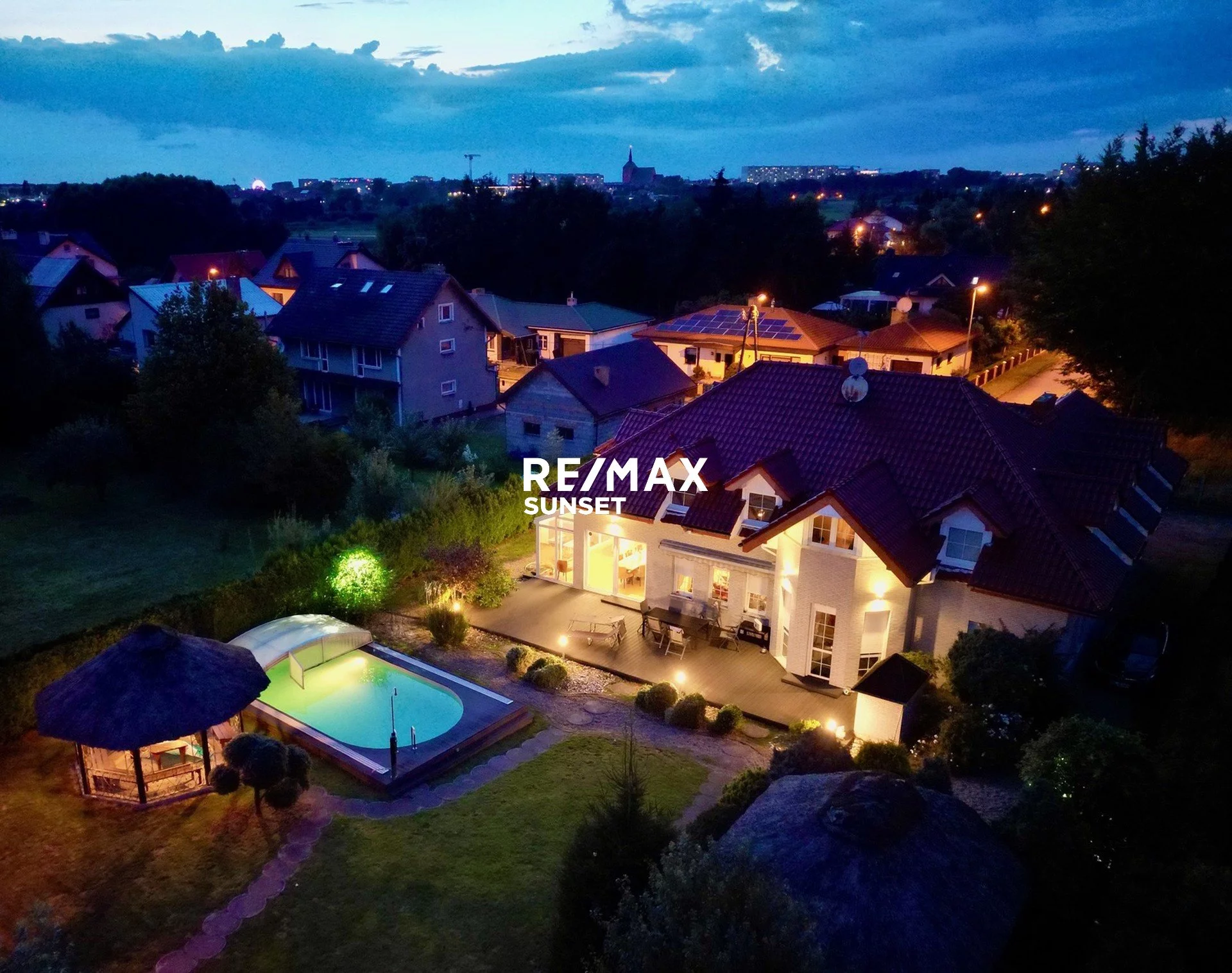 Dom 340,00 m², oferta nr , 7-DS-Dzj9ONuoY8, Kołobrzeg, Kasztelańska