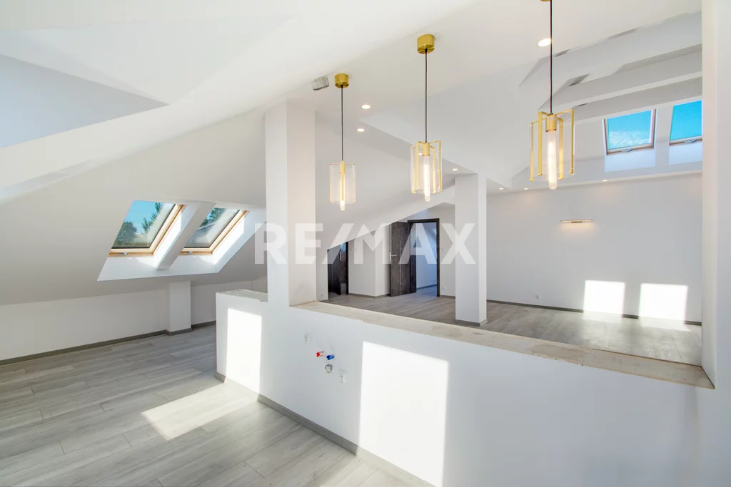 Dom 378,00 m², oferta nr , 70/13467/ODS, Stramnica