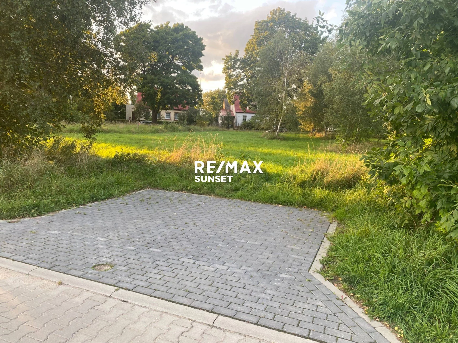 Działka 1 024,00 m², oferta nr , 1008-GS-Dzj9ONuoY8, Siemyśl, Topolowa