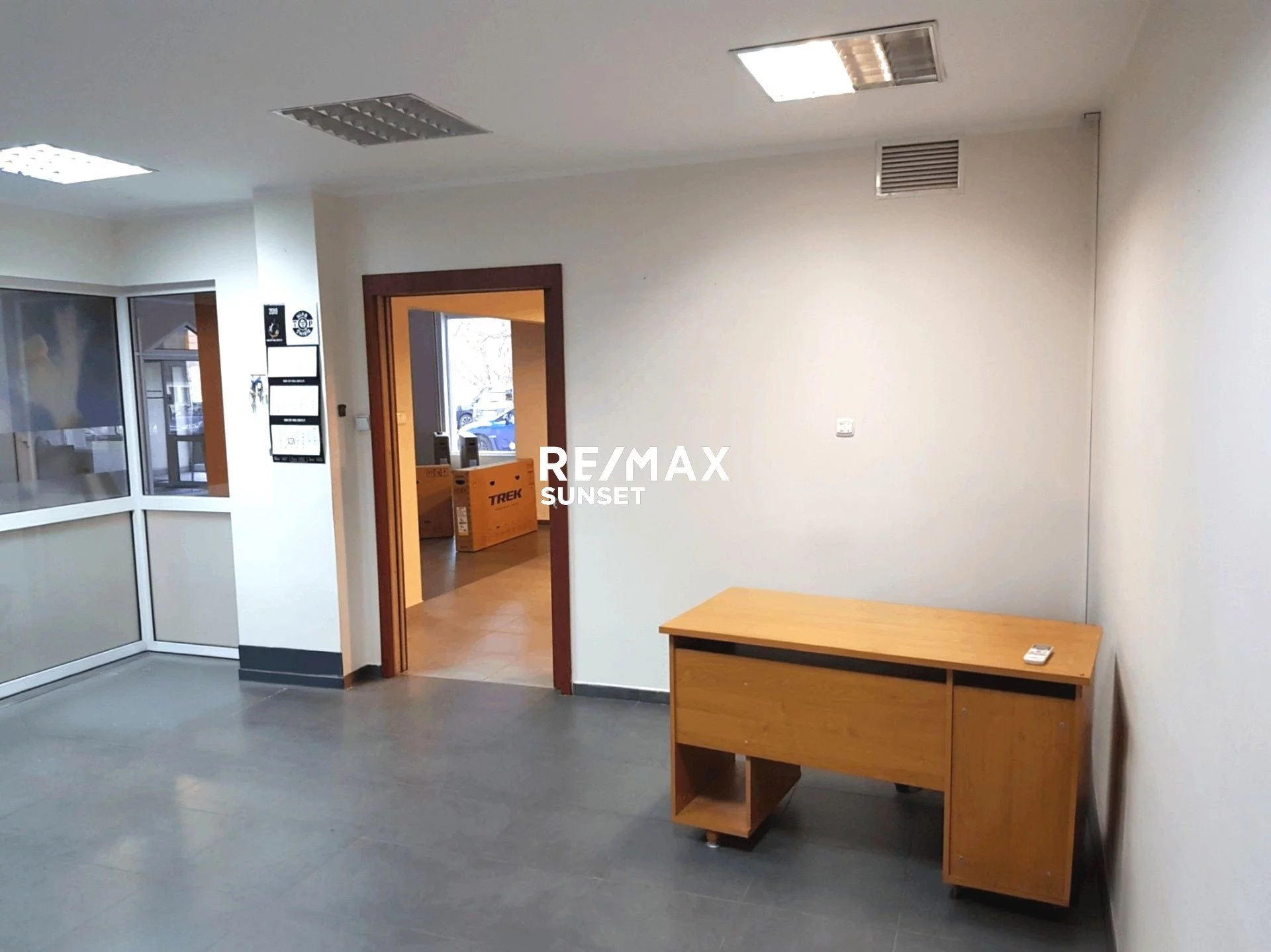 Biuro 198,50 m², oferta nr , 1022-BS-Dzj9ONuoY8, Kołobrzeg, Podporucznika Edmunda Łopuskiego