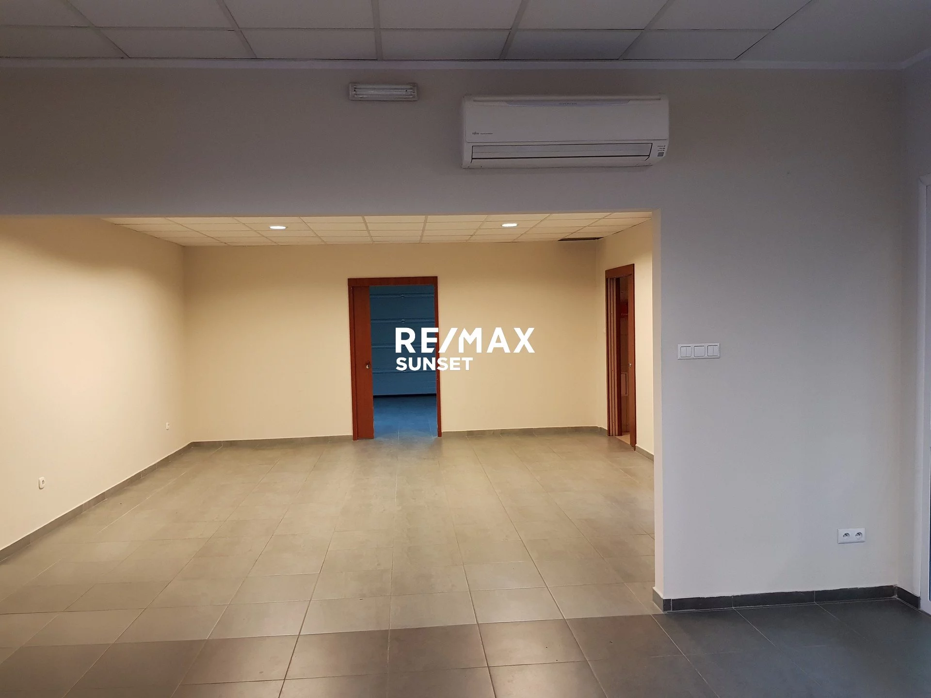 Biuro 198,50 m², oferta nr , 1022-BS-Dzj9ONuoY8, Kołobrzeg, Podporucznika Edmunda Łopuskiego
