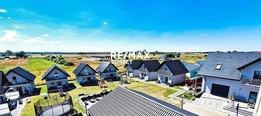 Lokal użytkowy 4 578,00 m², oferta nr , 8-KS-Dzj9ONuoY8, Sarbinowo, Powiatowa