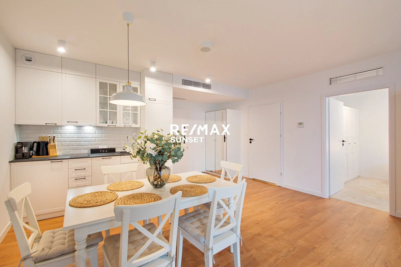 2 pokoje, mieszkanie 54,96 m², piętro 7, oferta nr , 360-MS-Dzj9ONuoY8, Rewal, Mazowiecka