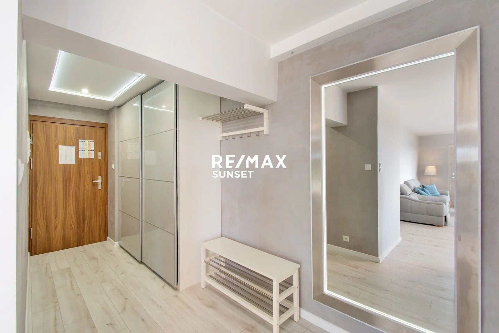 2 pokoje, mieszkanie 45,53 m², piętro 3, oferta nr , 247-MS-Dzj9ONuoY8, Kołobrzeg, Plażowa
