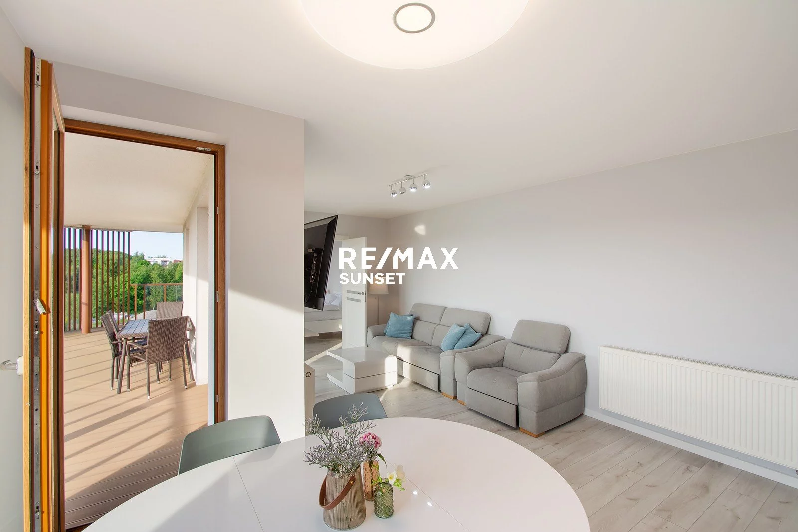 2 pokoje, mieszkanie 45,53 m², piętro 3, oferta nr , 247-MS-Dzj9ONuoY8, Kołobrzeg, Plażowa