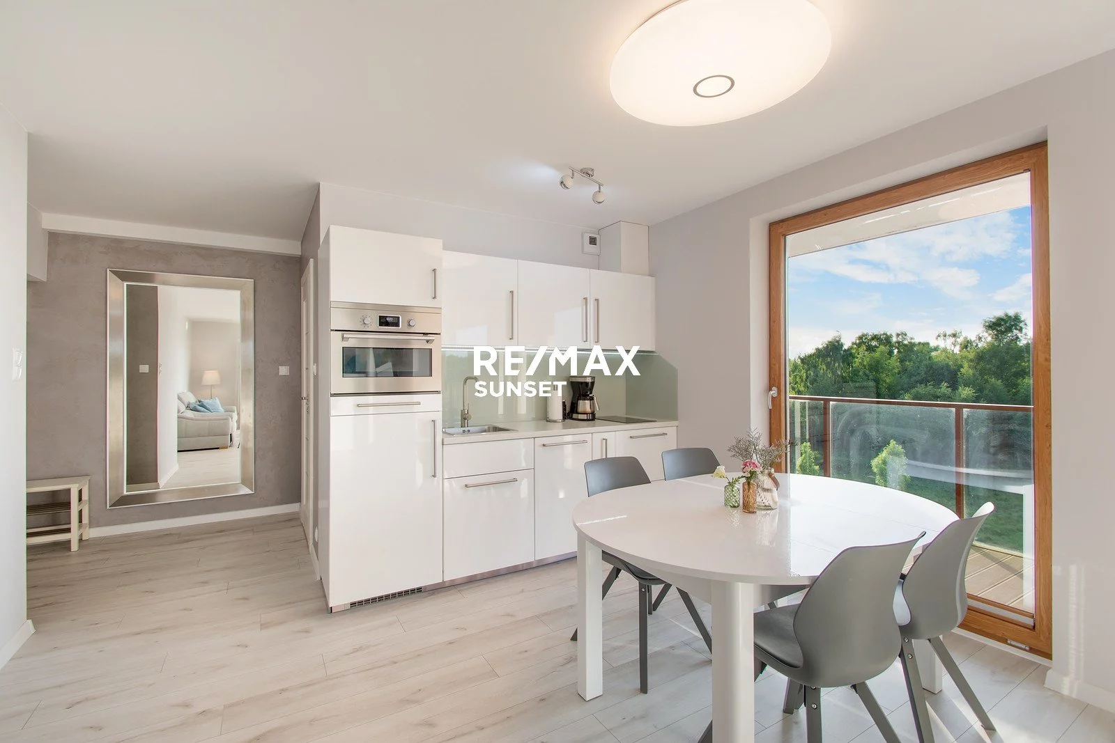 2 pokoje, mieszkanie 45,53 m², piętro 3, oferta nr , 247-MS-Dzj9ONuoY8, Kołobrzeg, Plażowa