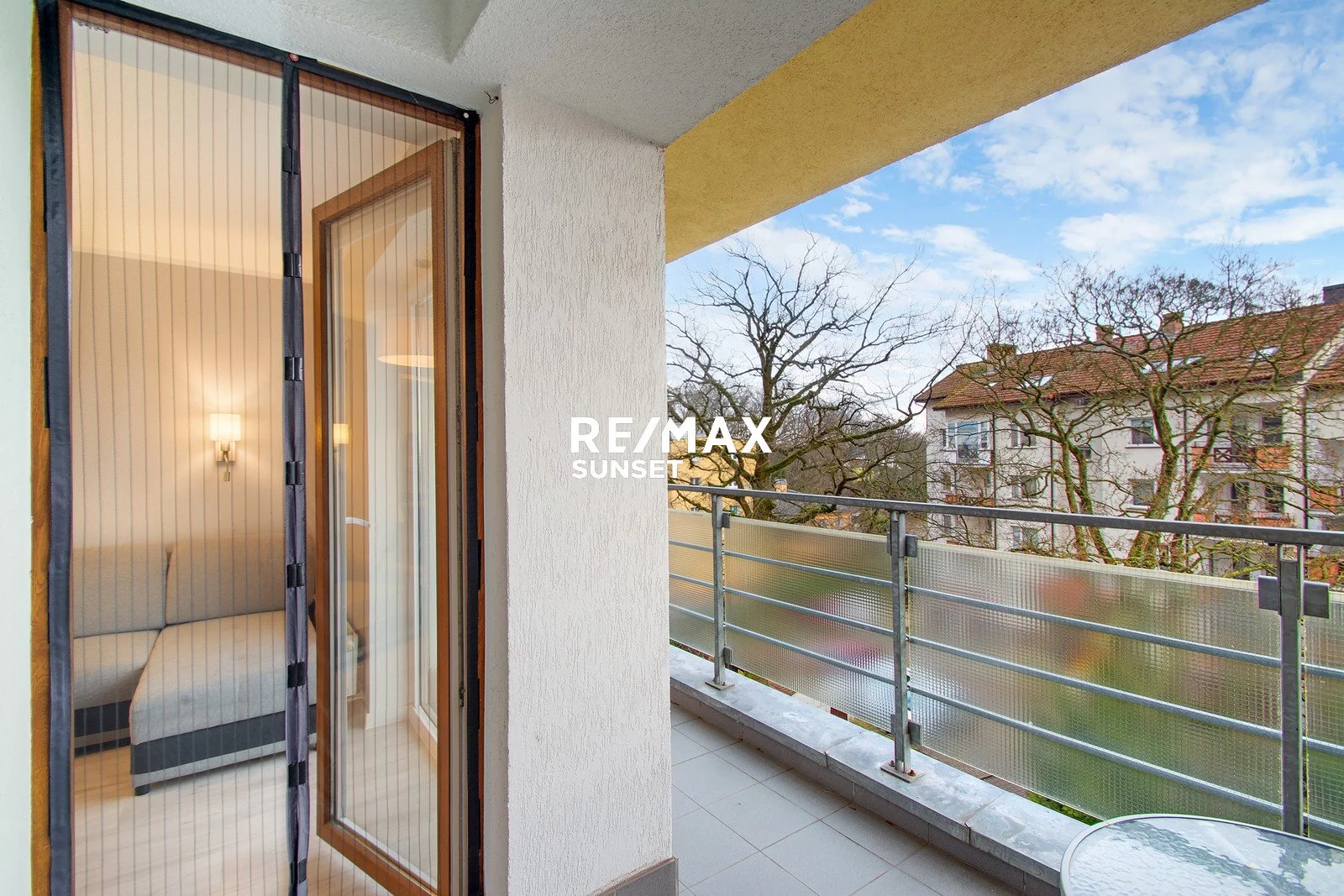 2 pokoje, mieszkanie 45,94 m², piętro 3, oferta nr , 293-MS-Dzj9ONuoY8, Kołobrzeg, Portowa