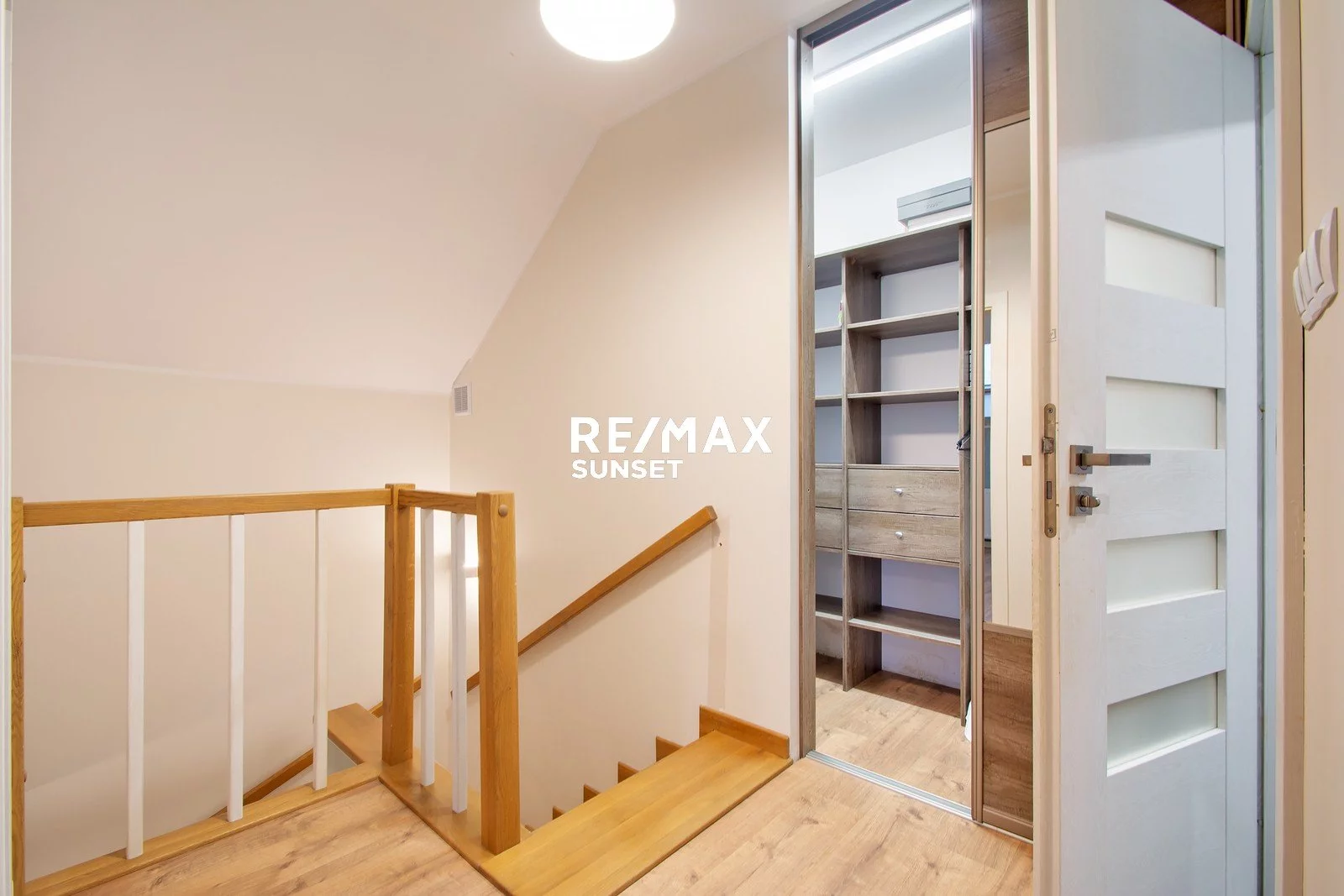 3 pokoje, mieszkanie 73,29 m², piętro 3, oferta nr , 68-MS-Dzj9ONuoY8, Kołobrzeg, Mazowiecka