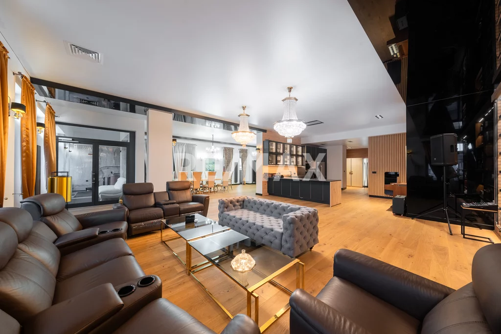 3 pokoje, mieszkanie 270,00 m², parter, oferta nr , 377/13467/OMS, Darłowo, Wschodnia