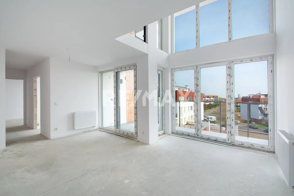 Mieszkanie czteropokojowe 94,00 m², Kołobrzeg, Wylotowa, Sprzedaż