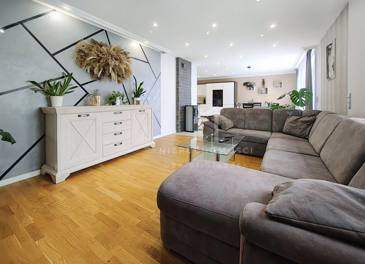 Dom 140,00 m², oferta nr , 834048, Ujazd