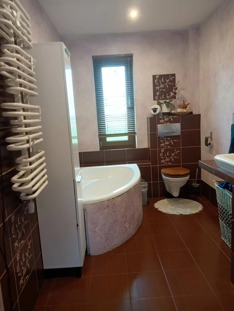 Dom i rezydencja 180,00 m², oferta nr , 833196, Karolina