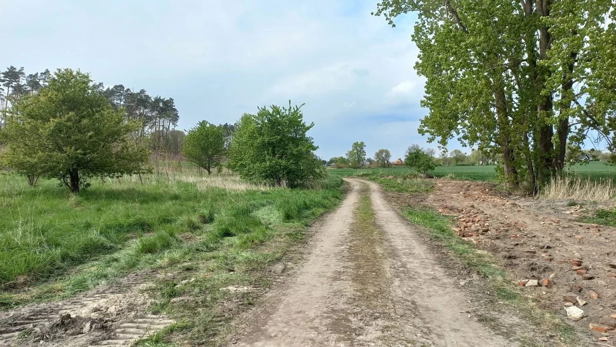 Działka 1 040,00 m², oferta nr , 829956, Kicko