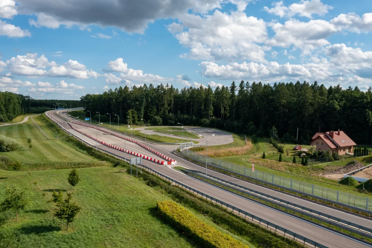 Działka 12 000,00 m², Wola Roźwienicka, Sprzedaż