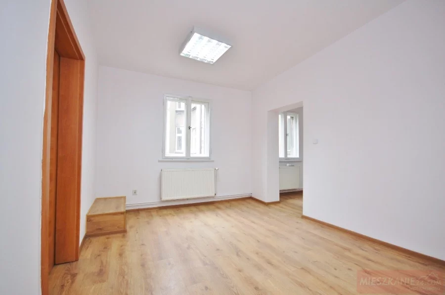 824039 - zdjęcie nr 4