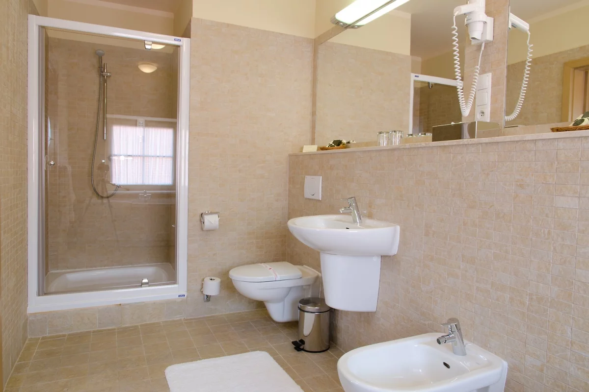 Lokal użytkowy 1 615,00 m², oferta nr , 832857, Budzyń, Leśn