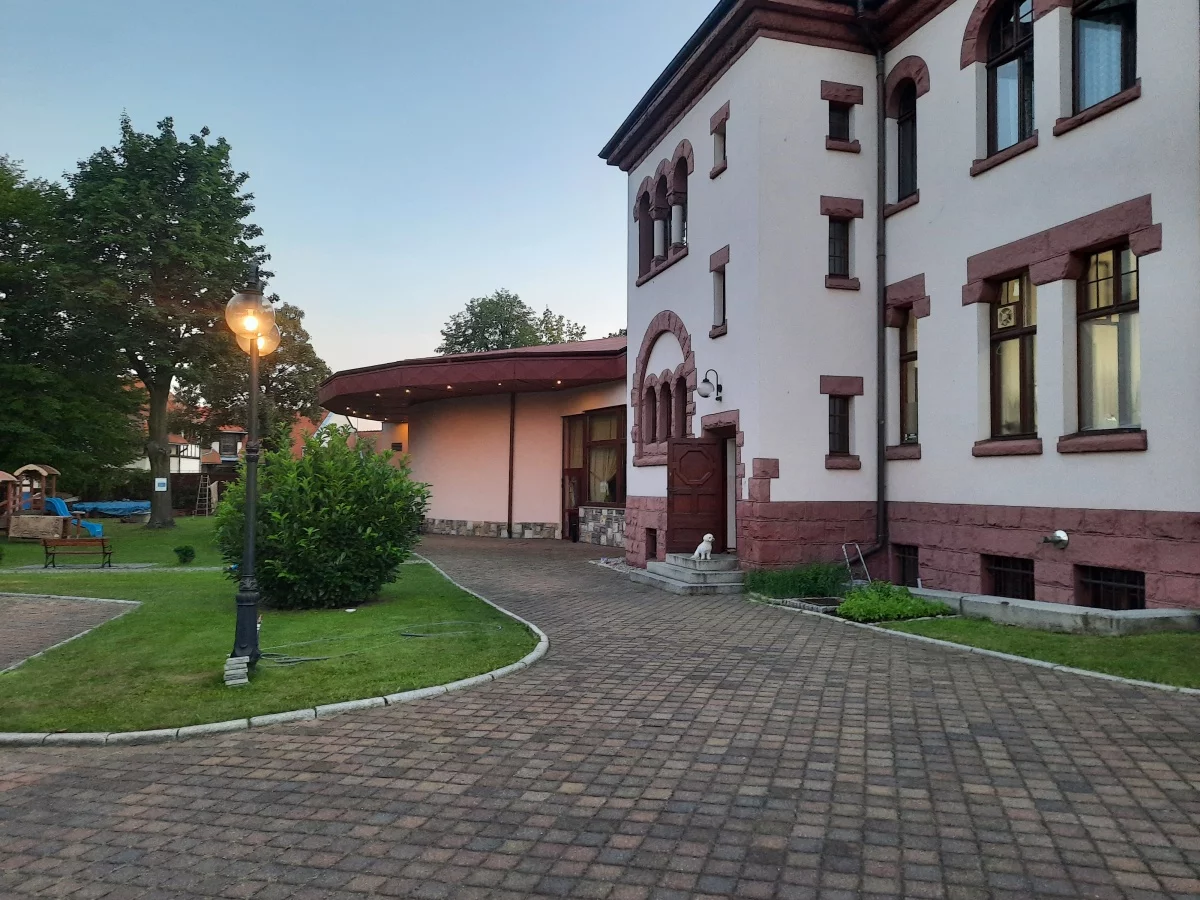 Lokal użytkowy 1 500,00 m², oferta nr , 834227, Dzierżoniów, Sienkiewicza