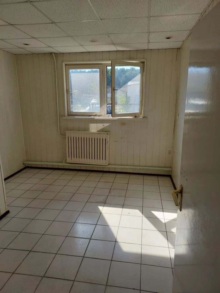 Lokal użytkowy 304,00 m², oferta nr , 833706, Skarżysko-Kamienna