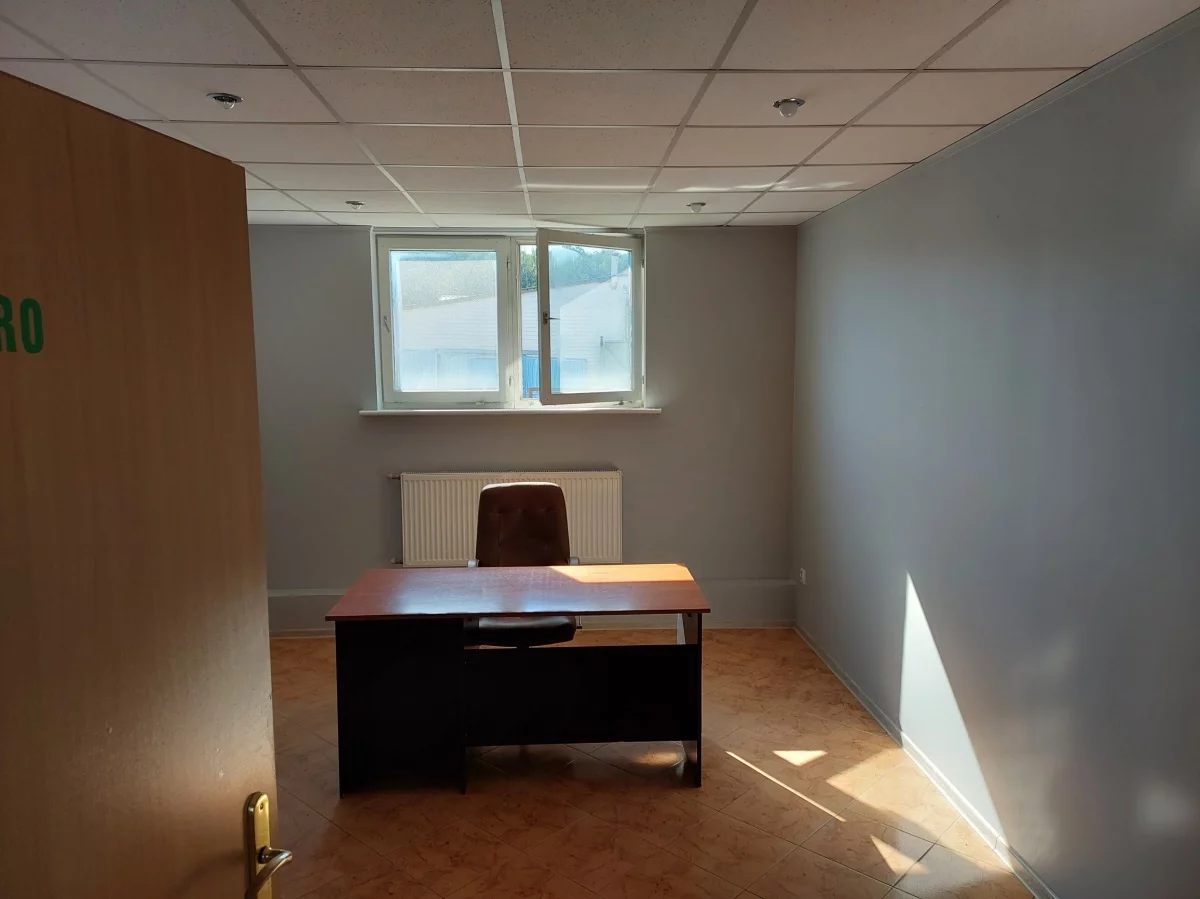Lokal użytkowy 304,00 m², oferta nr , 833706, Skarżysko-Kamienna