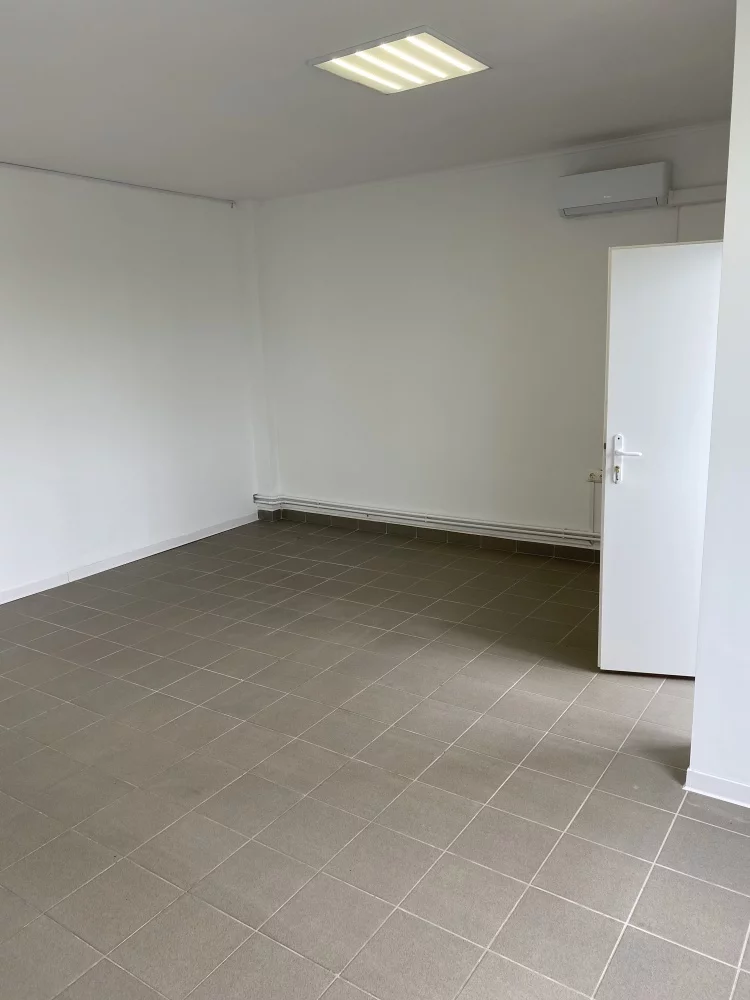 Lokal użytkowy 500,00 m², oferta nr , 823262, Krosno, Składowa