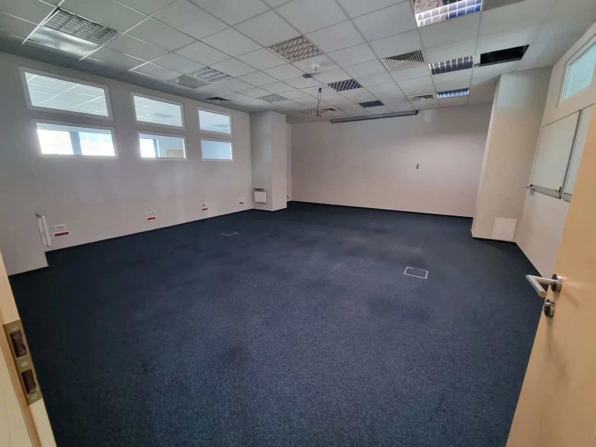 Lokal użytkowy 555,00 m², oferta nr , 833020, Kraków, Podgórze, Wadowicka