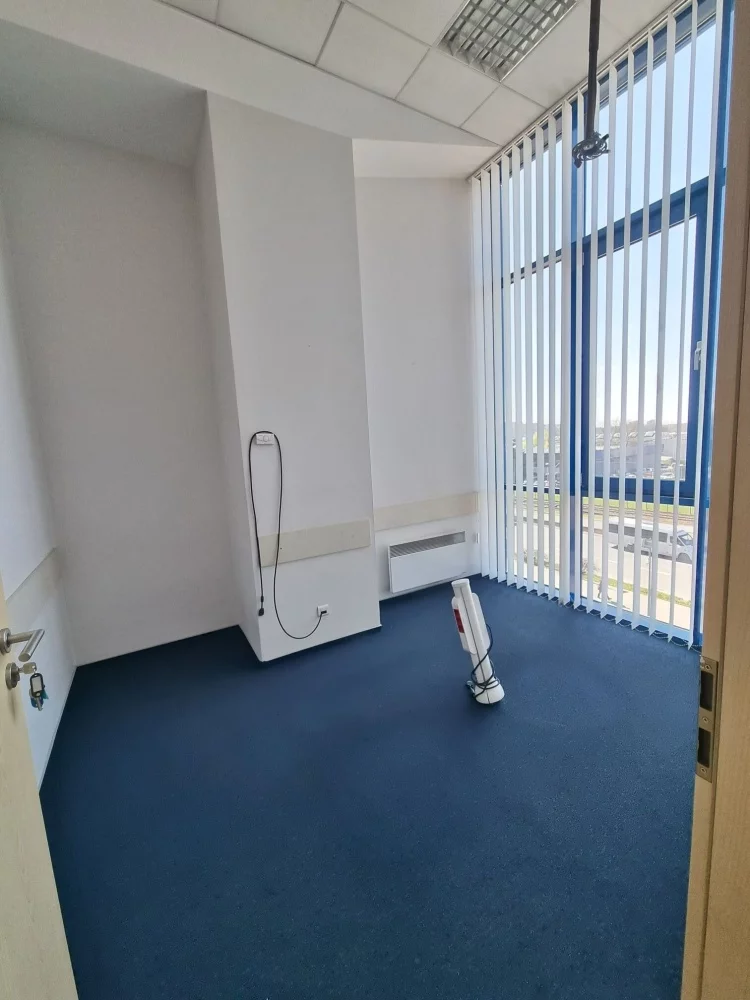Lokal użytkowy 688,00 m², oferta nr , 833024, Kraków, Podgórze, Wadowicka