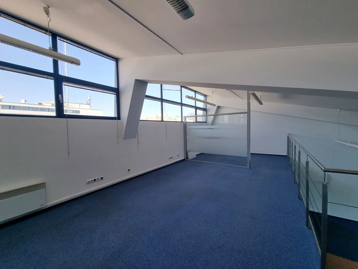 Lokal użytkowy 423,00 m², oferta nr , 833025, Kraków, Podgórze, Wadowicka