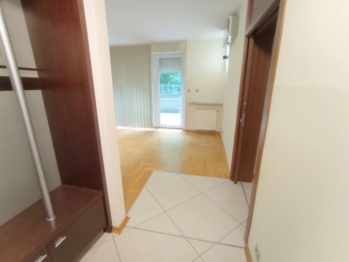 Lokal użytkowy 80,00 m², oferta nr , 833603, Kraków, Żółtej Ciżemki