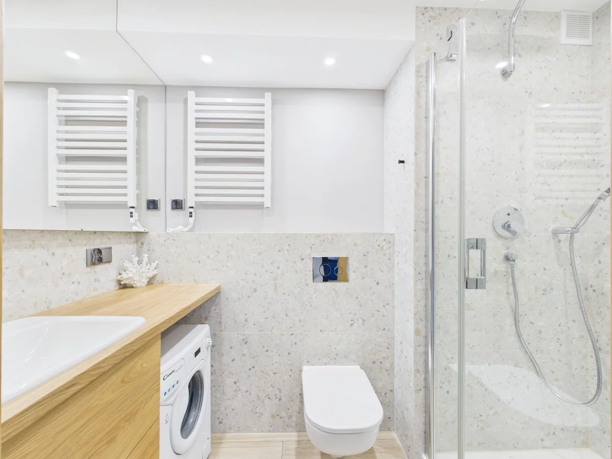 1 pokój, mieszkanie 35,00 m², piętro 2, oferta nr , 834169, Mikołajki, Plac Wolności