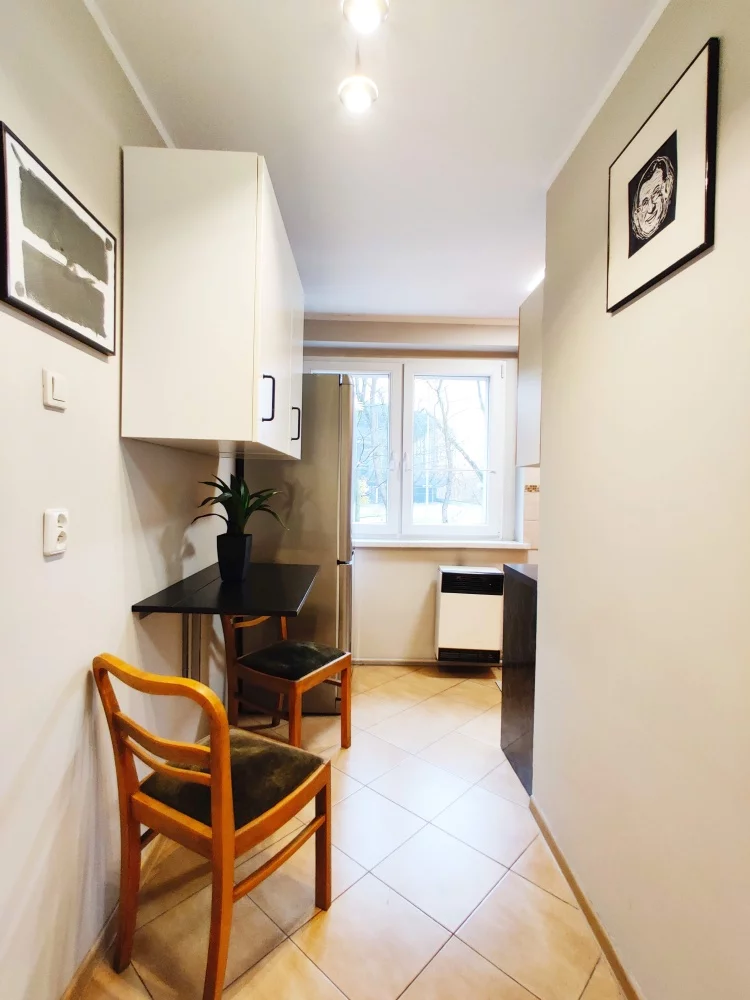 1 pokój, mieszkanie 26,00 m², piętro 1, oferta nr , 833749, Zabrze, Damrota