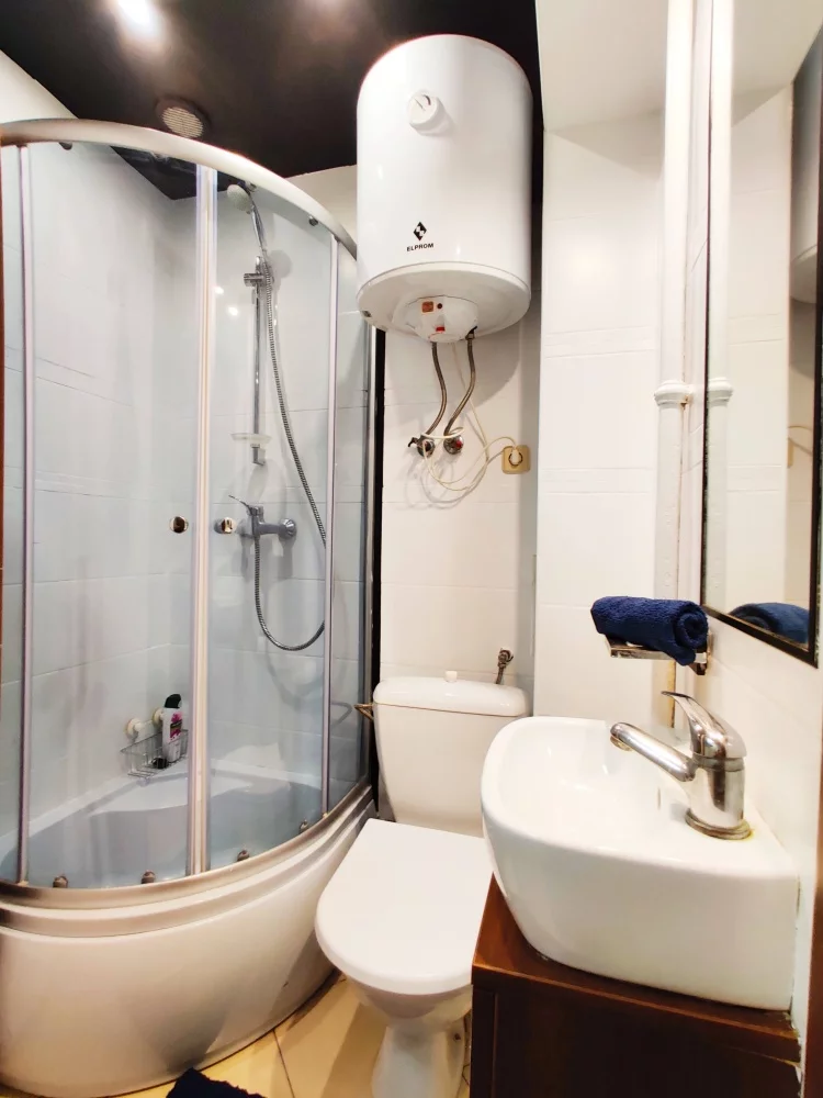 1 pokój, mieszkanie 26,00 m², piętro 1, oferta nr , 833749, Zabrze, Damrota