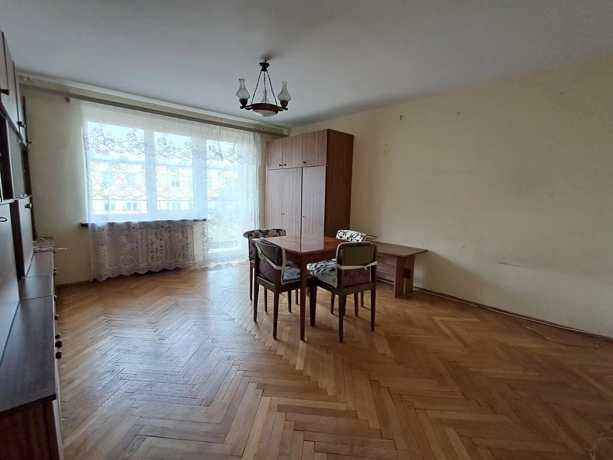 833714 - zdjęcie nr 2