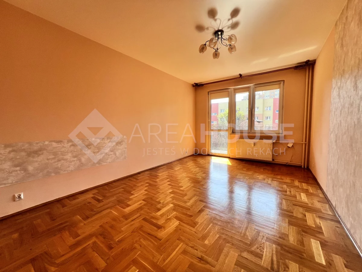832393 - zdjęcie nr 4