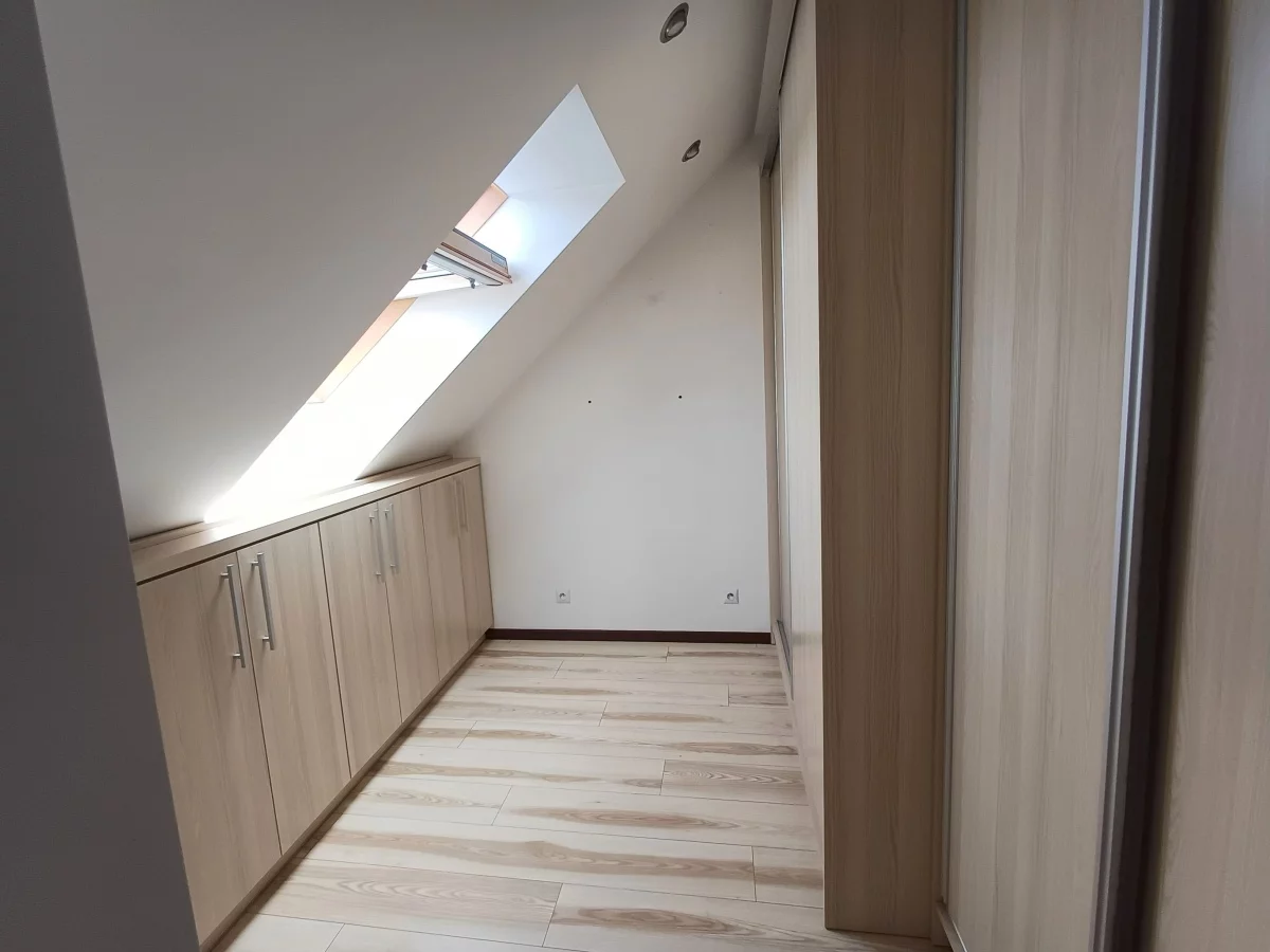 2 pokoje, mieszkanie 75,00 m², piętro 3, oferta nr , 833829, Lębork, Różyckiego
