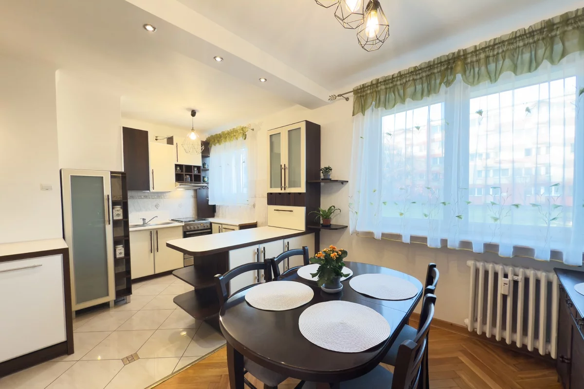 Apartamenty 832569 Radom Śródmieście Żeromskiego