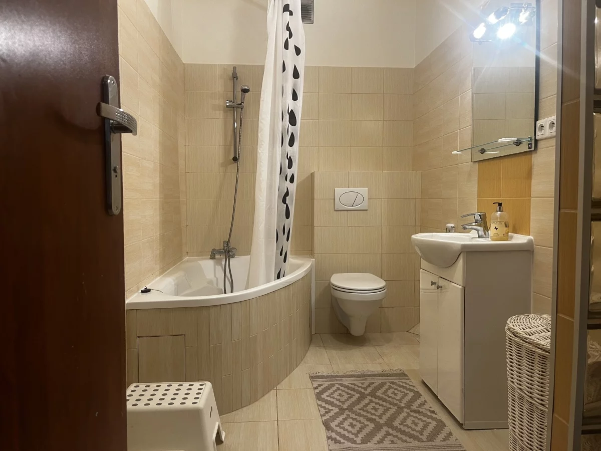 2 pokoje, mieszkanie 56,00 m², piętro 4, oferta nr , 834233, Łódź, Śródmieście, Śródmieście, Sienkiewicza